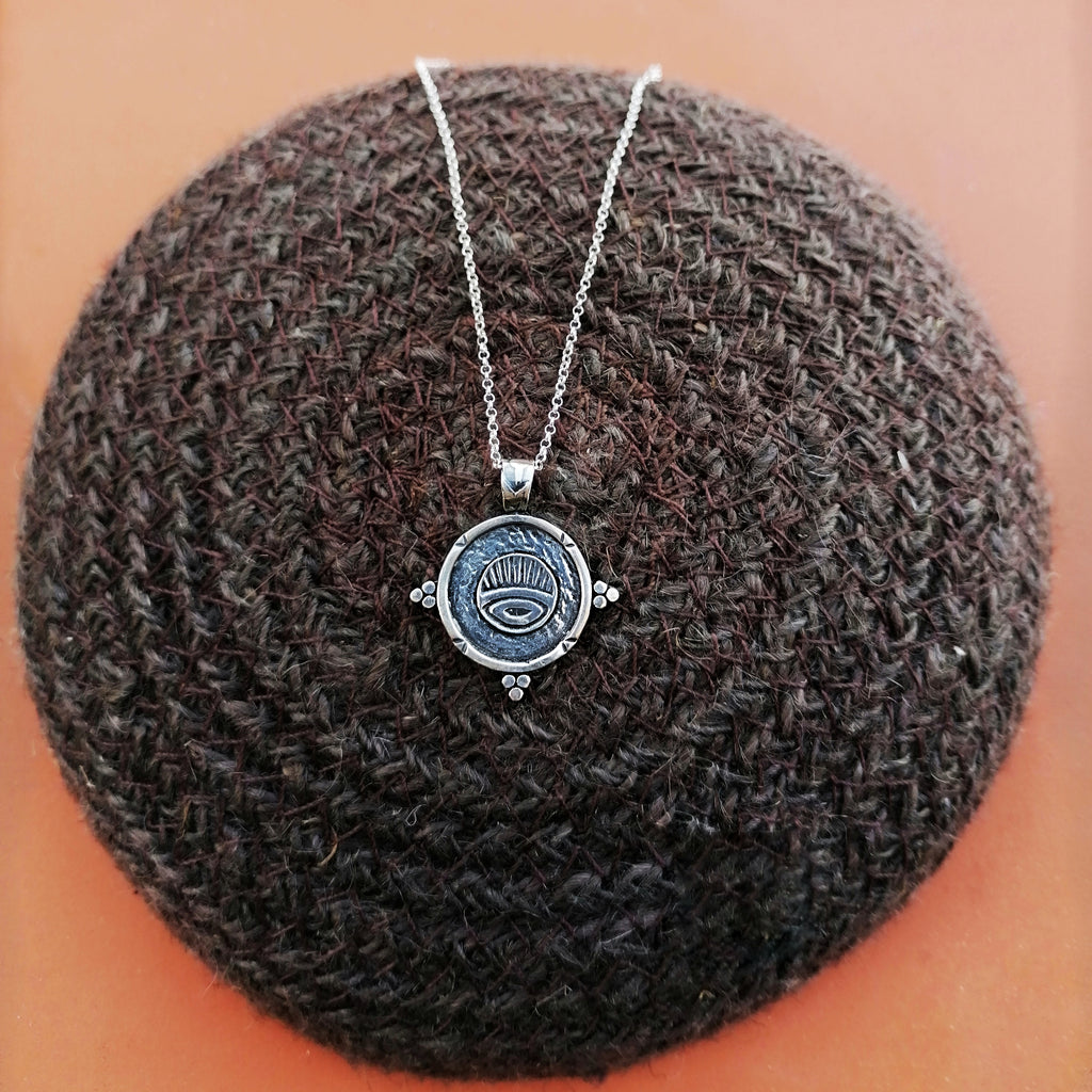 colgante medallon plata de ley 925