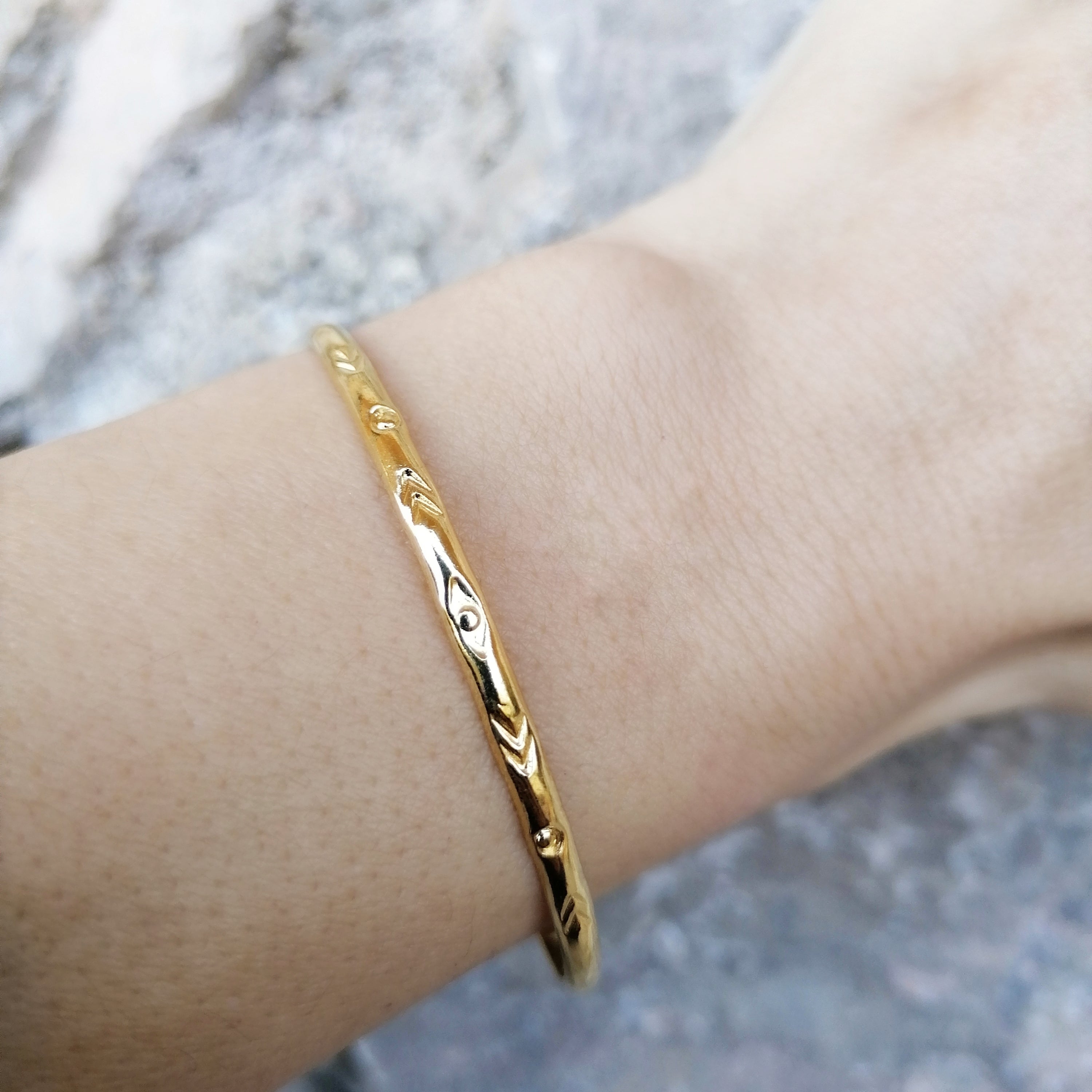 pulsera stampa chapada en oro de 24k