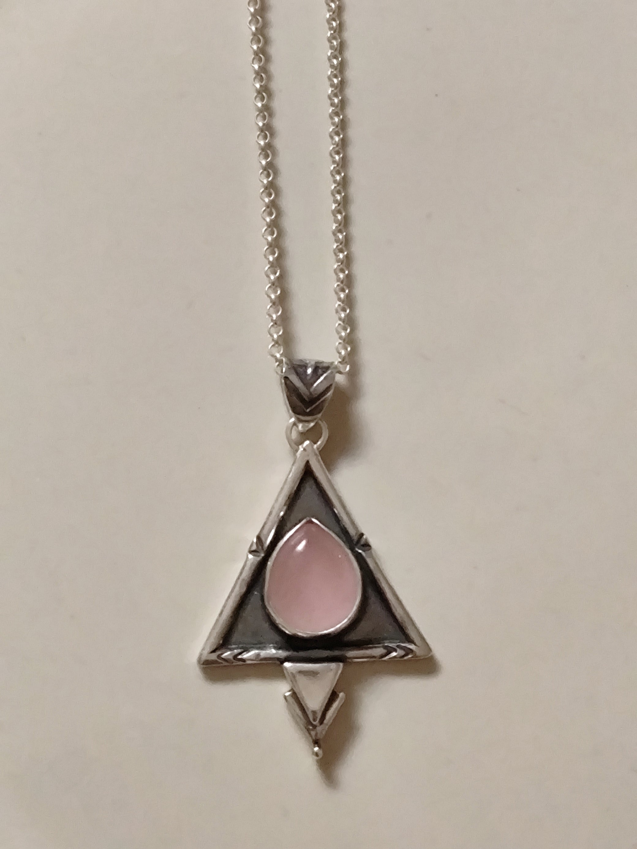 Colgante ERA, triangulo plata 925