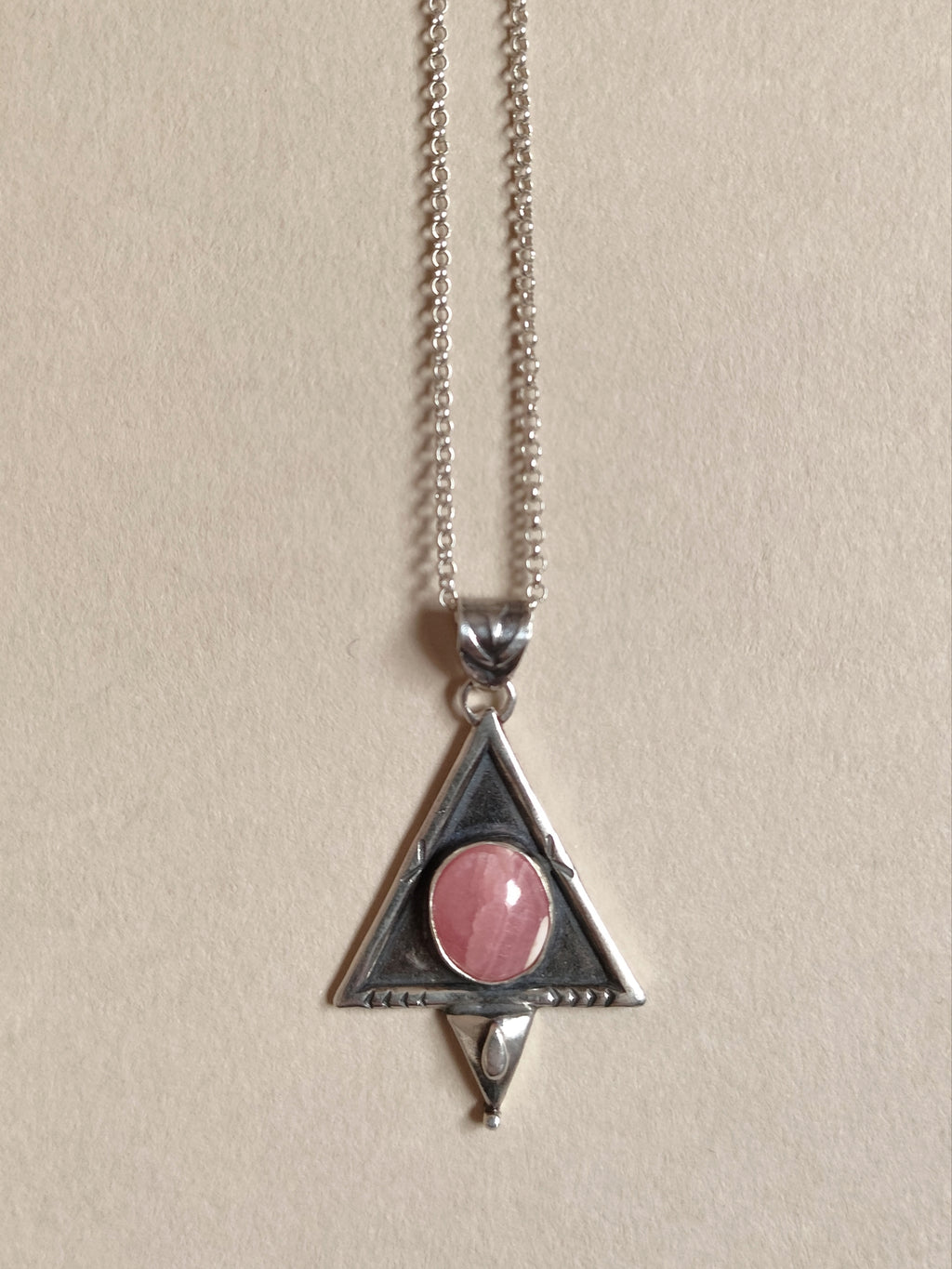 Colgante ERA, triangulo plata 925